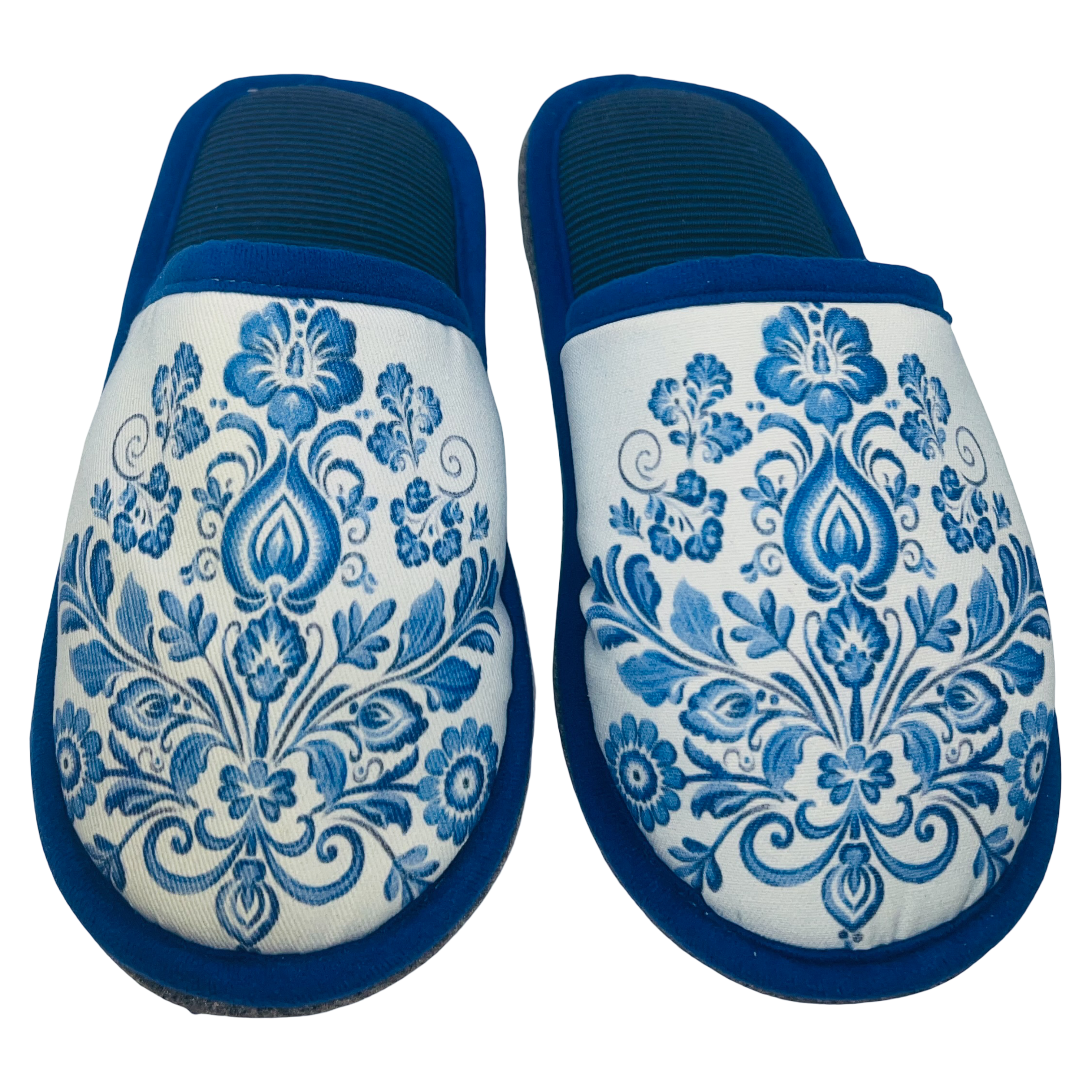Papuče s folklórnym vzorom